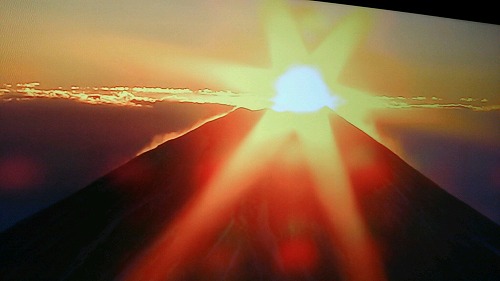 テレビの初日の出と富士山＾＾.jpg